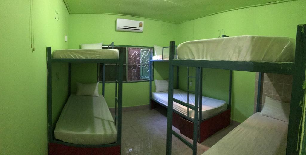 Real Vang Vieng Backpacker Hostel Buitenkant foto