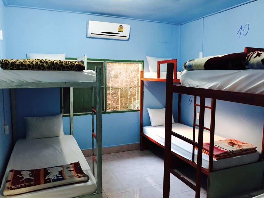 Real Vang Vieng Backpacker Hostel Buitenkant foto