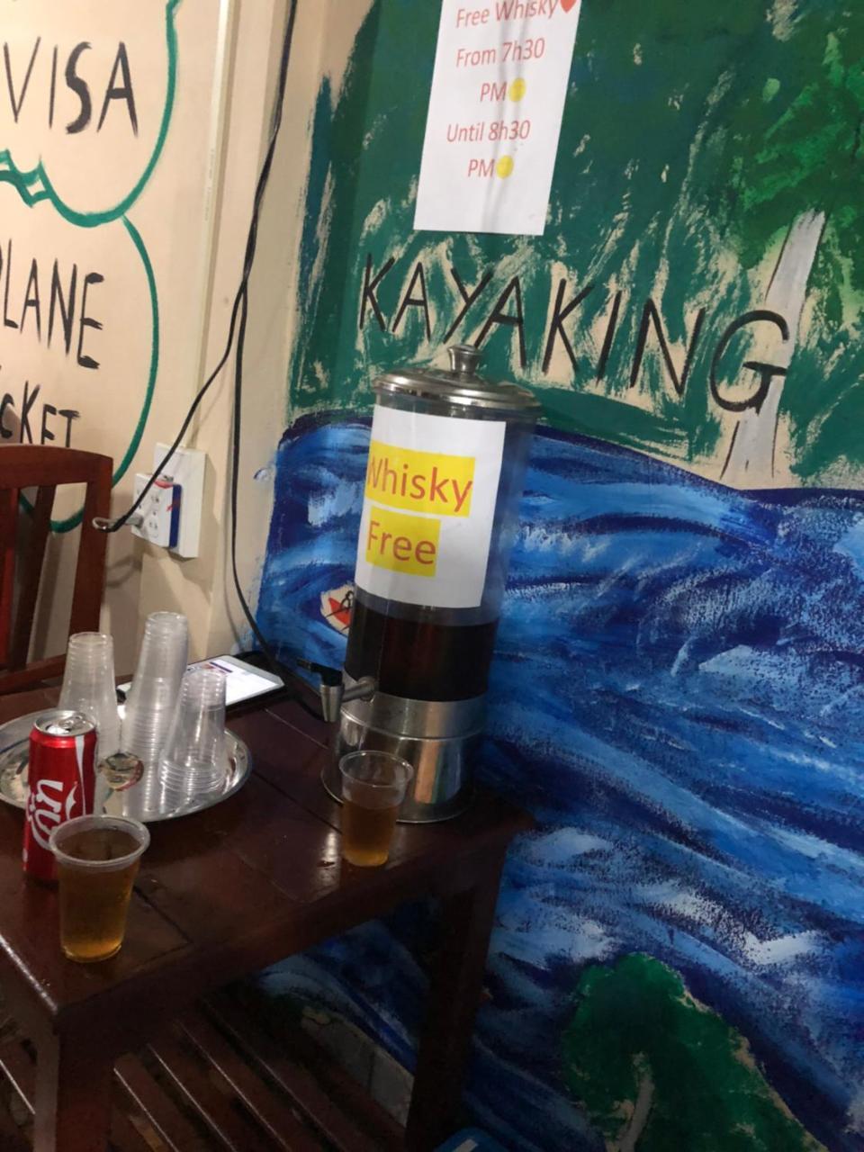 Real Vang Vieng Backpacker Hostel Buitenkant foto
