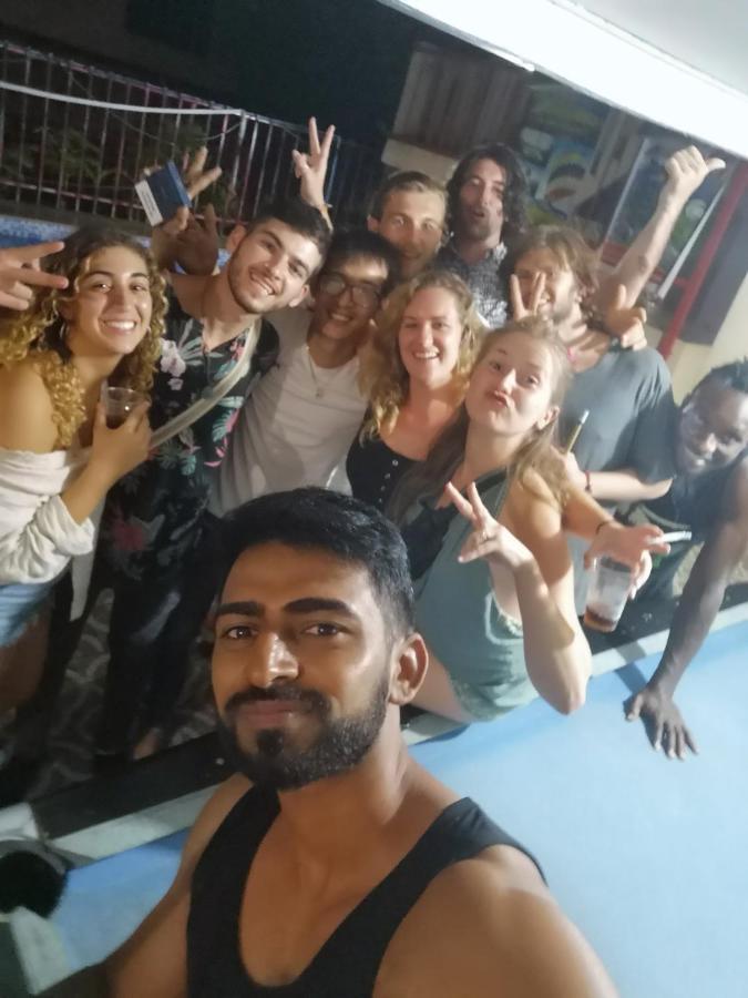 Real Vang Vieng Backpacker Hostel Buitenkant foto